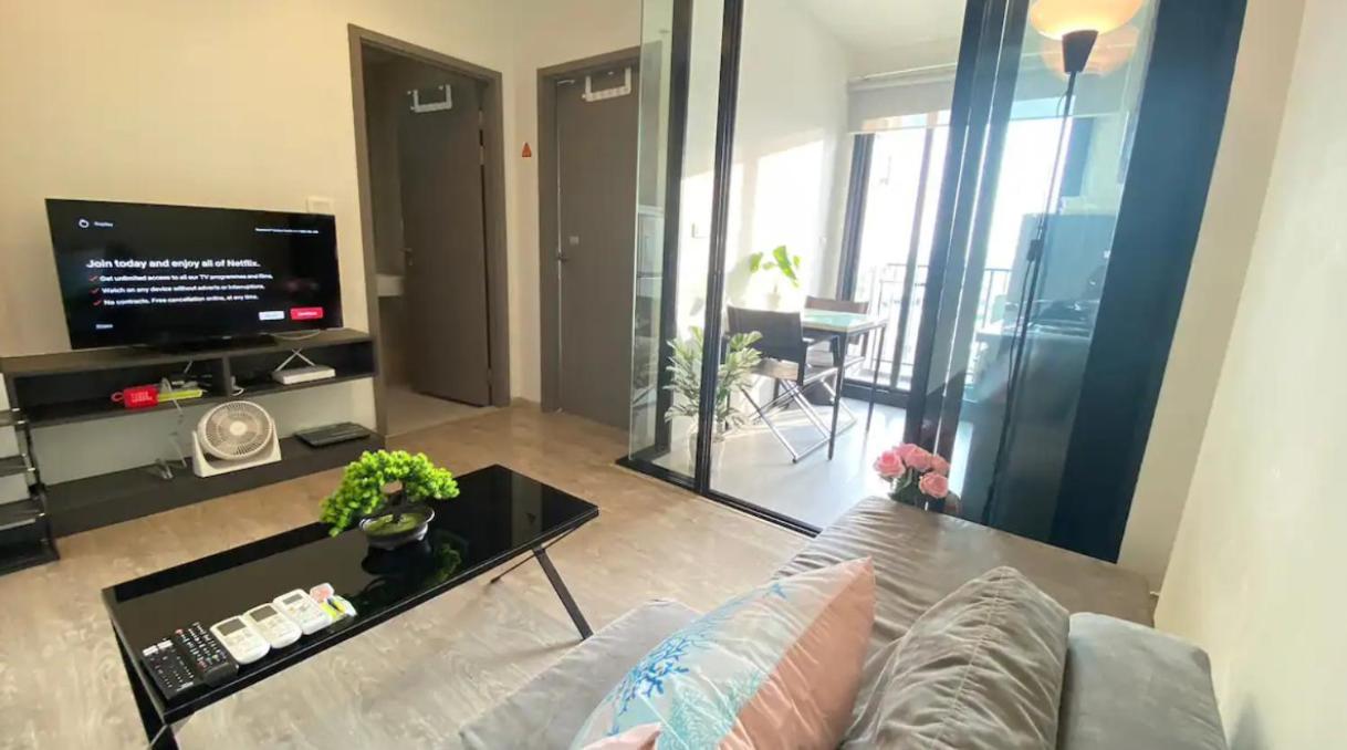 The Base Central Pattaya Quiet King-Bed With Infinity Pool & Free Netflix! Ngoại thất bức ảnh