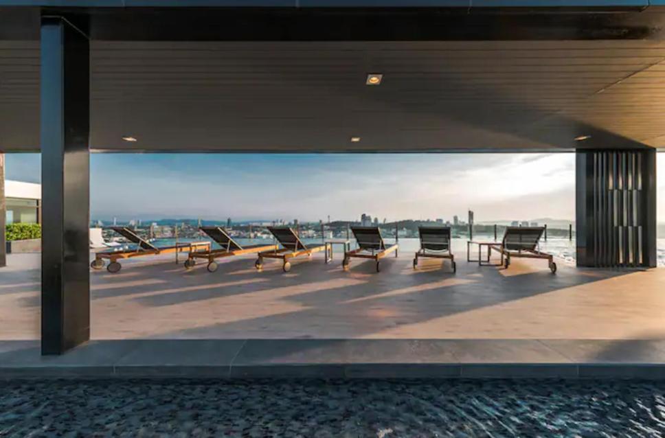 The Base Central Pattaya Quiet King-Bed With Infinity Pool & Free Netflix! Ngoại thất bức ảnh