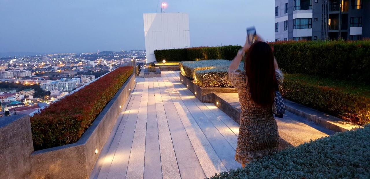 The Base Central Pattaya Quiet King-Bed With Infinity Pool & Free Netflix! Ngoại thất bức ảnh