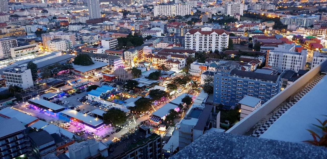 The Base Central Pattaya Quiet King-Bed With Infinity Pool & Free Netflix! Ngoại thất bức ảnh