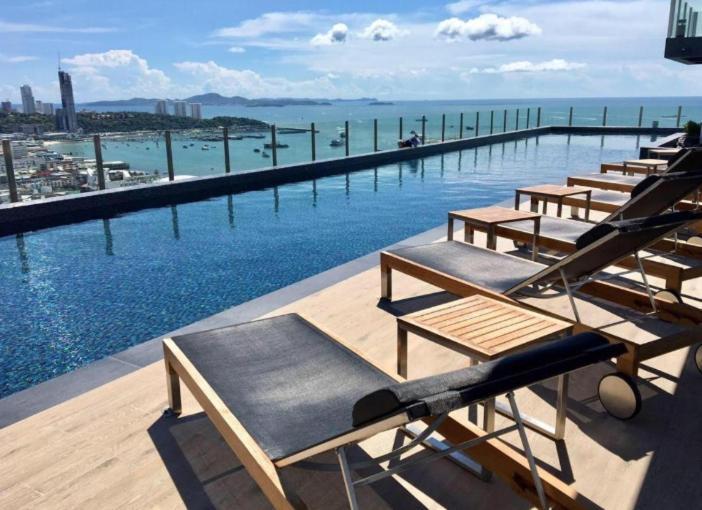 The Base Central Pattaya Quiet King-Bed With Infinity Pool & Free Netflix! Ngoại thất bức ảnh