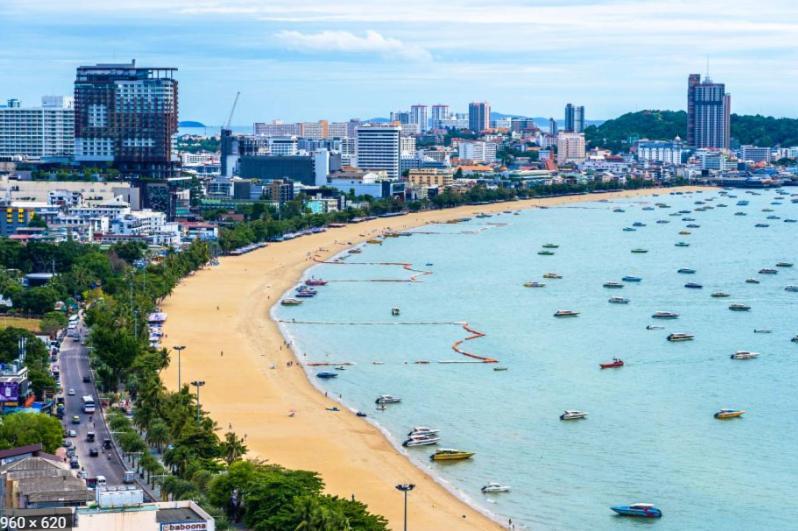 The Base Central Pattaya Quiet King-Bed With Infinity Pool & Free Netflix! Ngoại thất bức ảnh